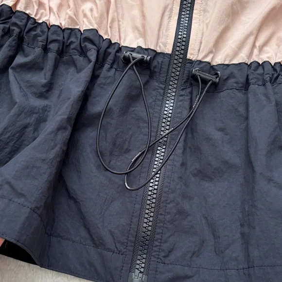 COACH raincoat/jacket- pink/blue/cream - Picture 4 of 10